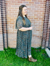 Load image into Gallery viewer, Daydre Pleated Floral Dress