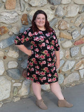 Load image into Gallery viewer, Jenny 3/4 Sleeve Floral Dress
